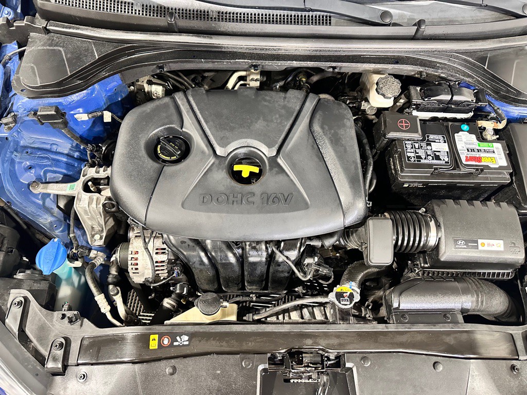 2017 Hyundai Elantra Image 34