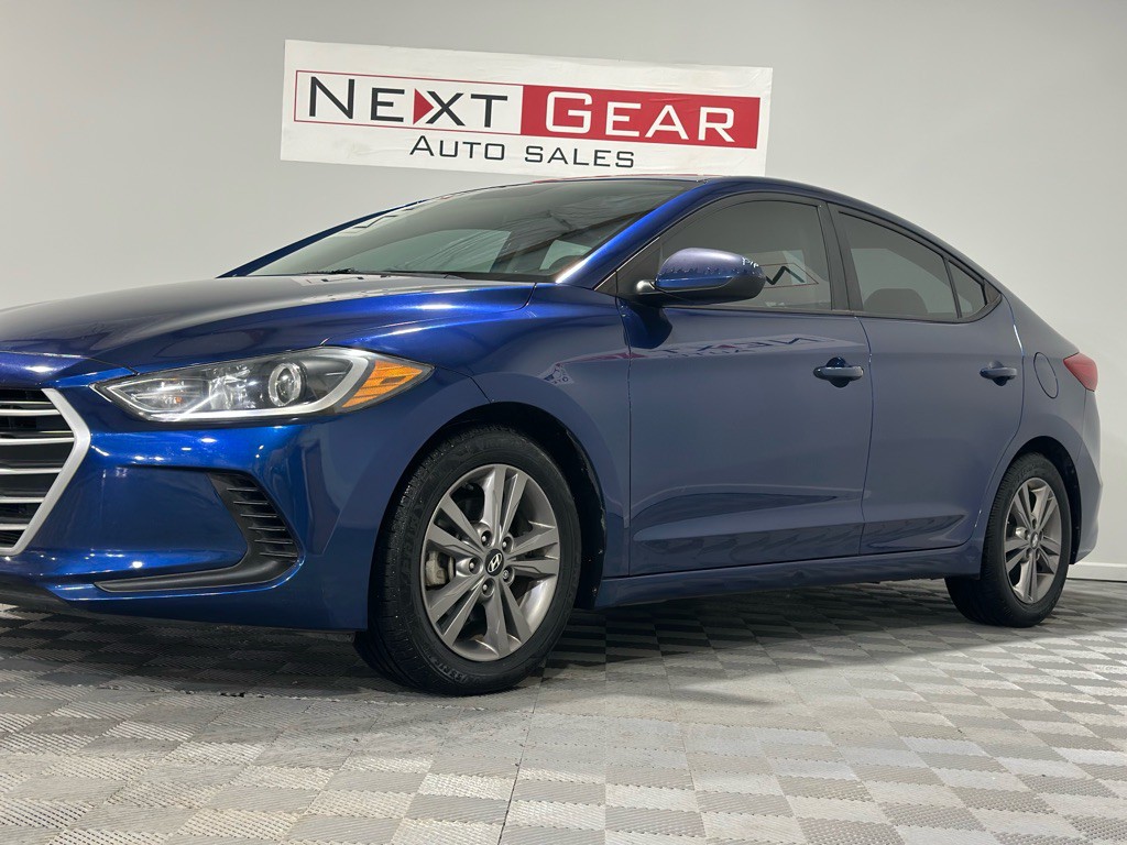 2017 Hyundai Elantra Image 6