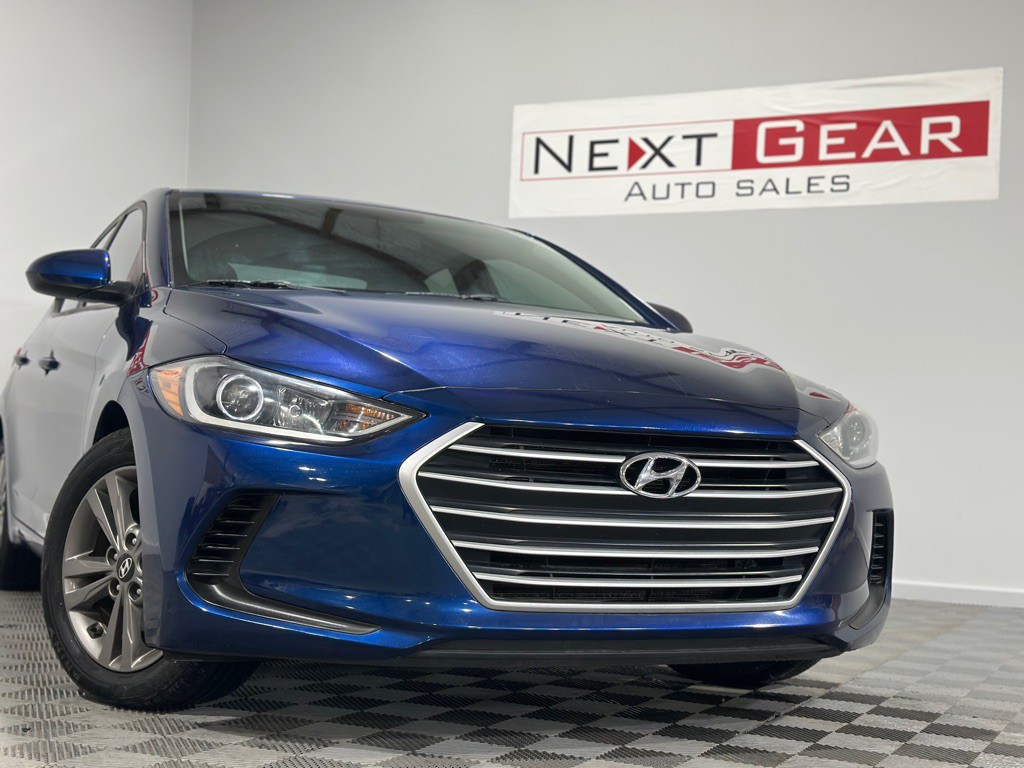 2017 Hyundai Elantra Image 4