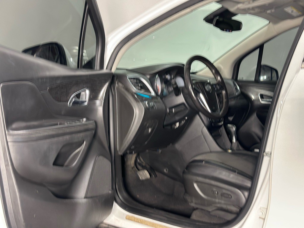 2016 Buick Enclave Image 11