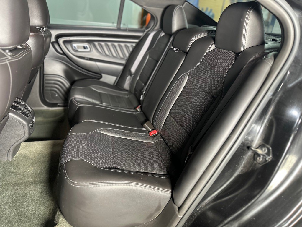 2013 Ford Taurus Image 29