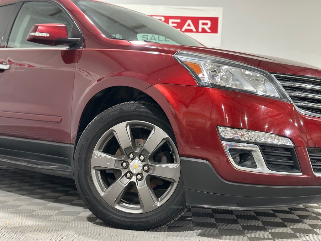 2017 Chevrolet Traverse Image 4
