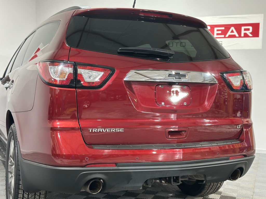 2017 Chevrolet Traverse Image 8