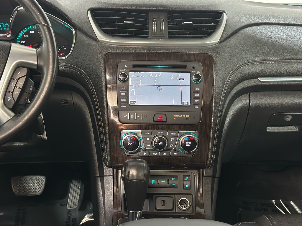 2017 Chevrolet Traverse Image 16