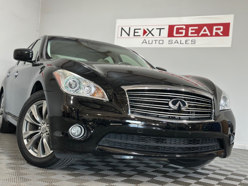 2013 INFINITI M37 Image 4