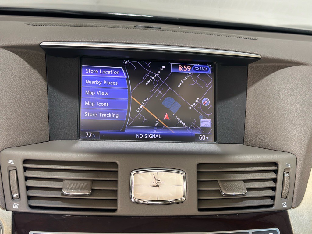 2013 INFINITI M37 Image 16