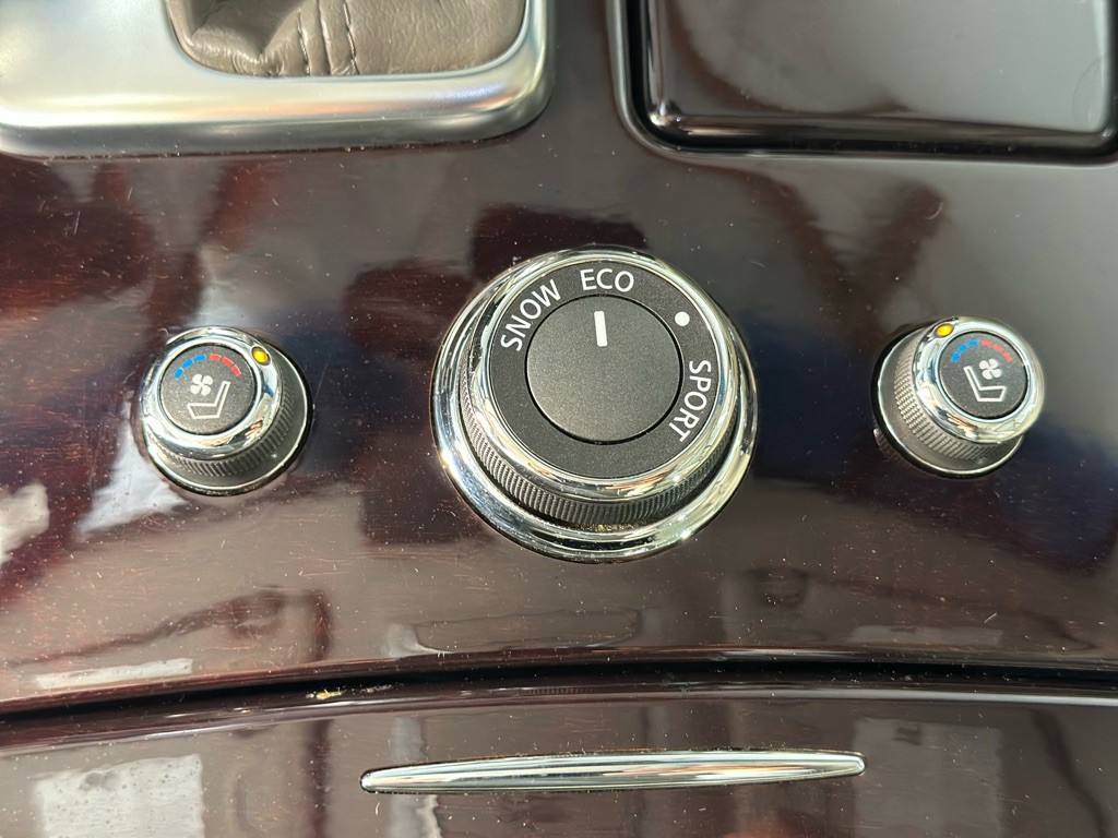 2013 INFINITI M37 Image 21