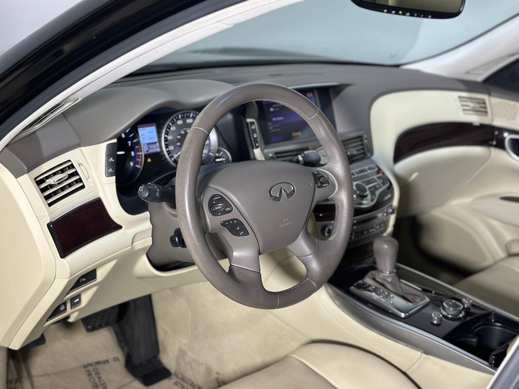 2013 INFINITI M37 Image 28