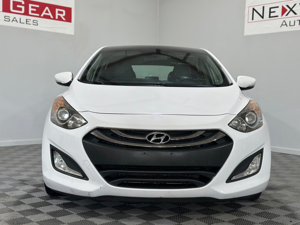 2014 Hyundai Elantra Image 3