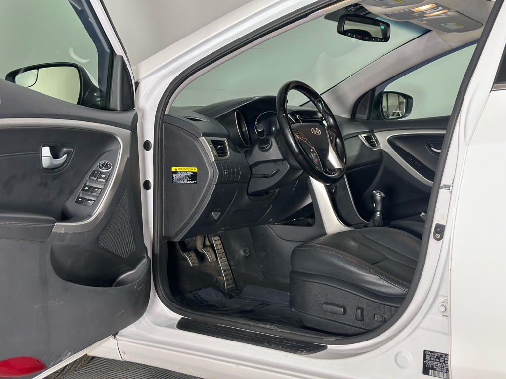 2014 Hyundai Elantra Image 11