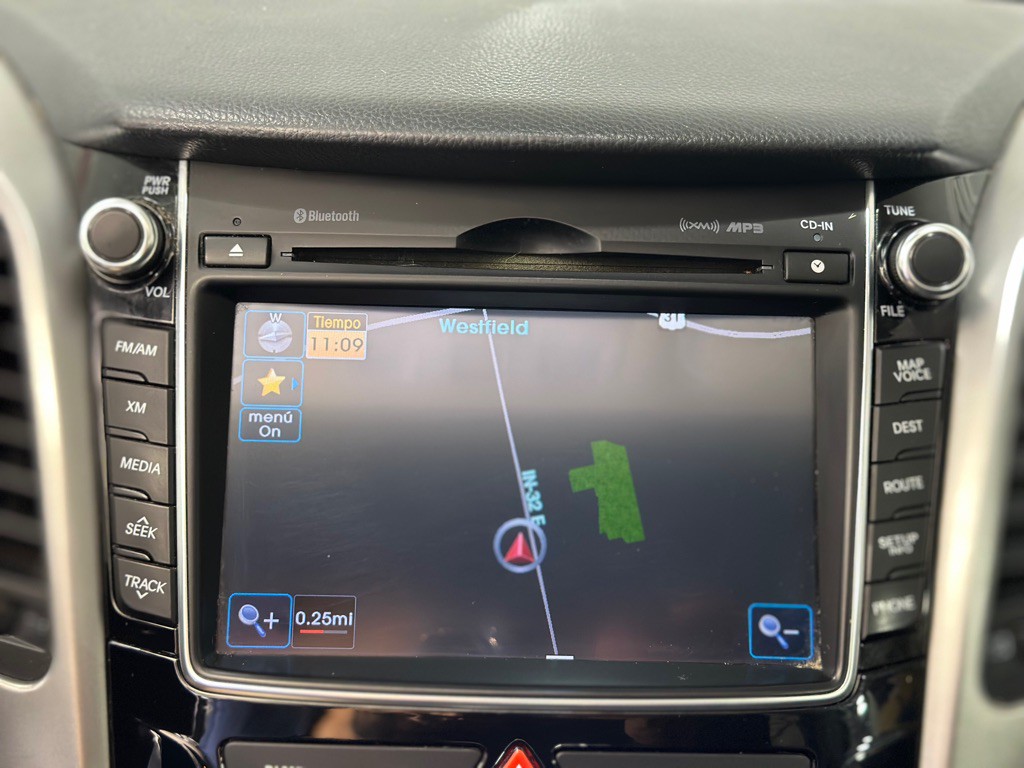 2014 Hyundai Elantra Image 17