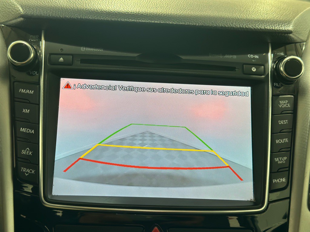 2014 Hyundai Elantra Image 21