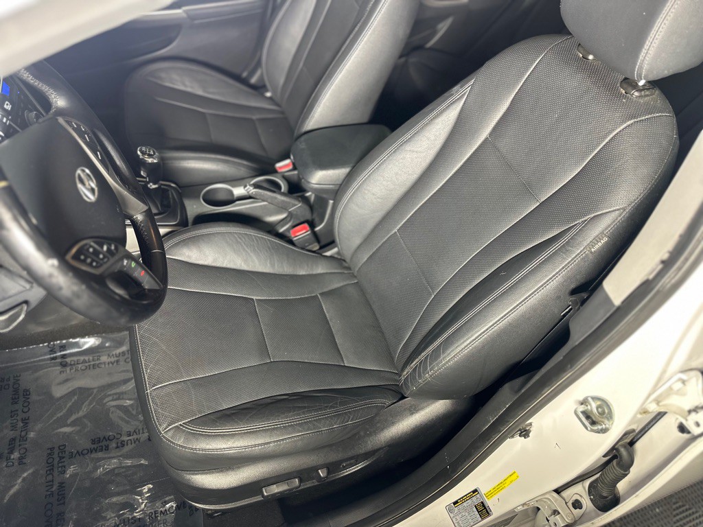 2014 Hyundai Elantra Image 25