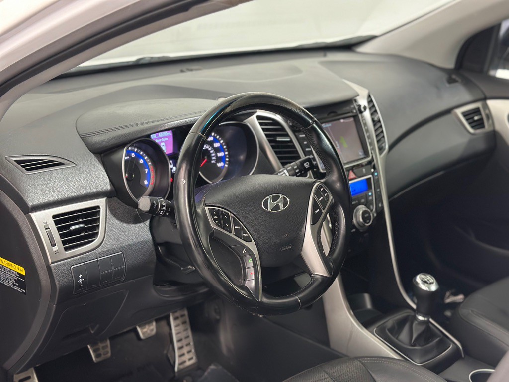 2014 Hyundai Elantra Image 27
