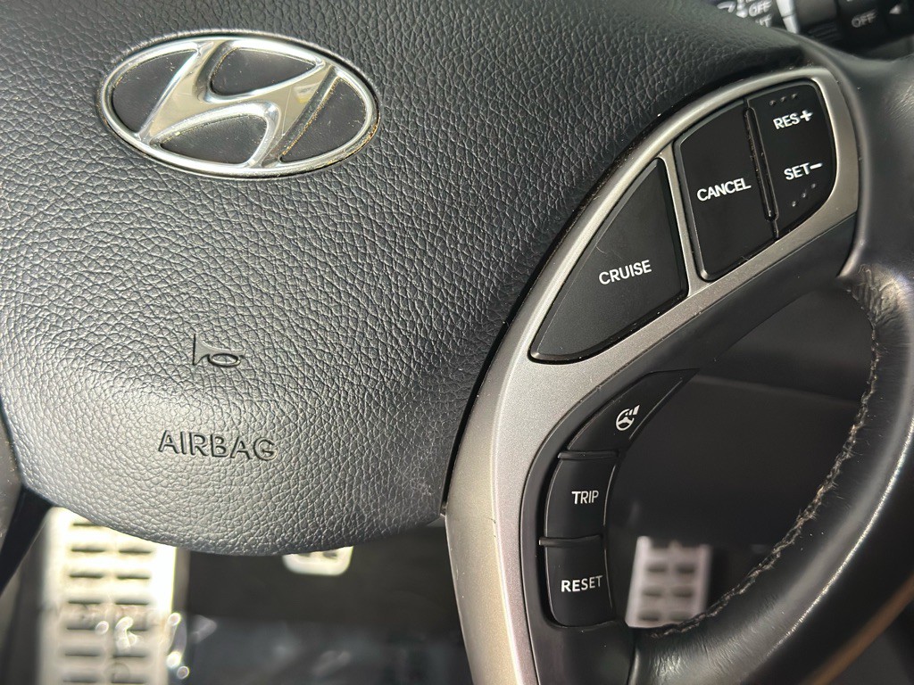 2014 Hyundai Elantra Image 29