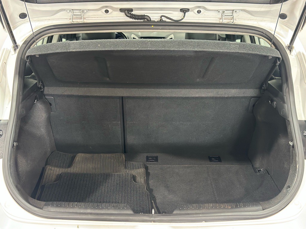 2014 Hyundai Elantra Image 35