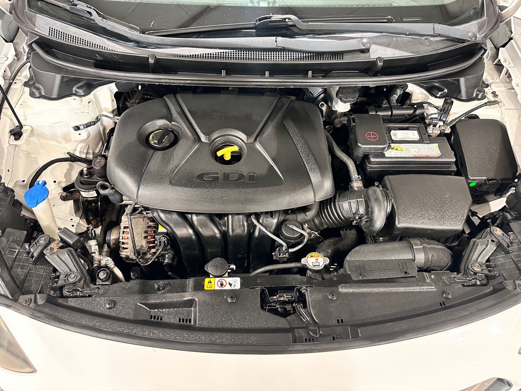 2014 Hyundai Elantra Image 36