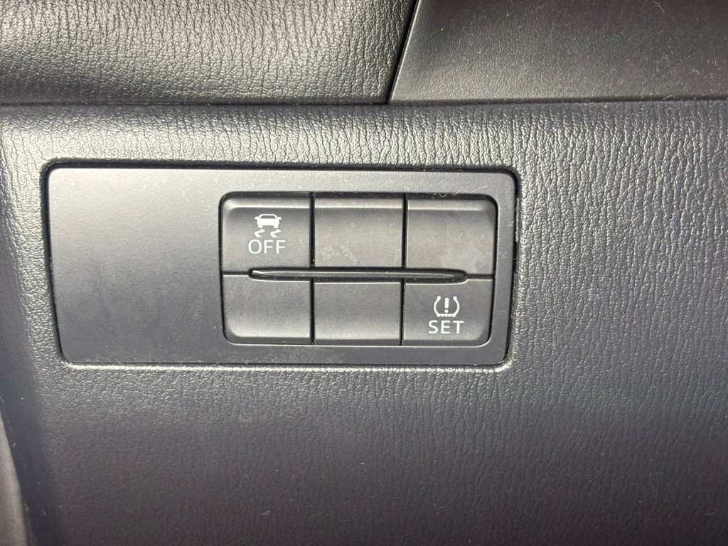 2018 Mazda Mazda3 Image 24