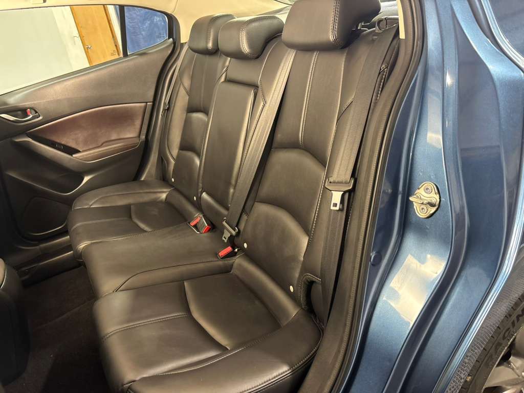 2018 Mazda Mazda3 Image 28