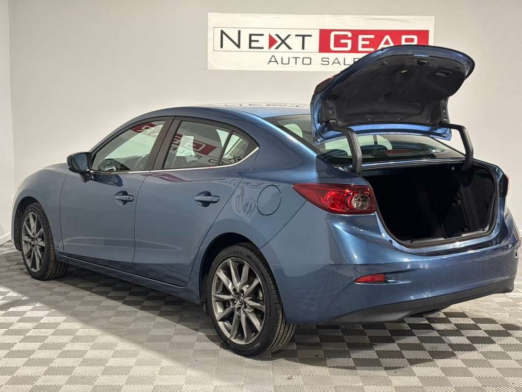 2018 Mazda Mazda3 Image 32