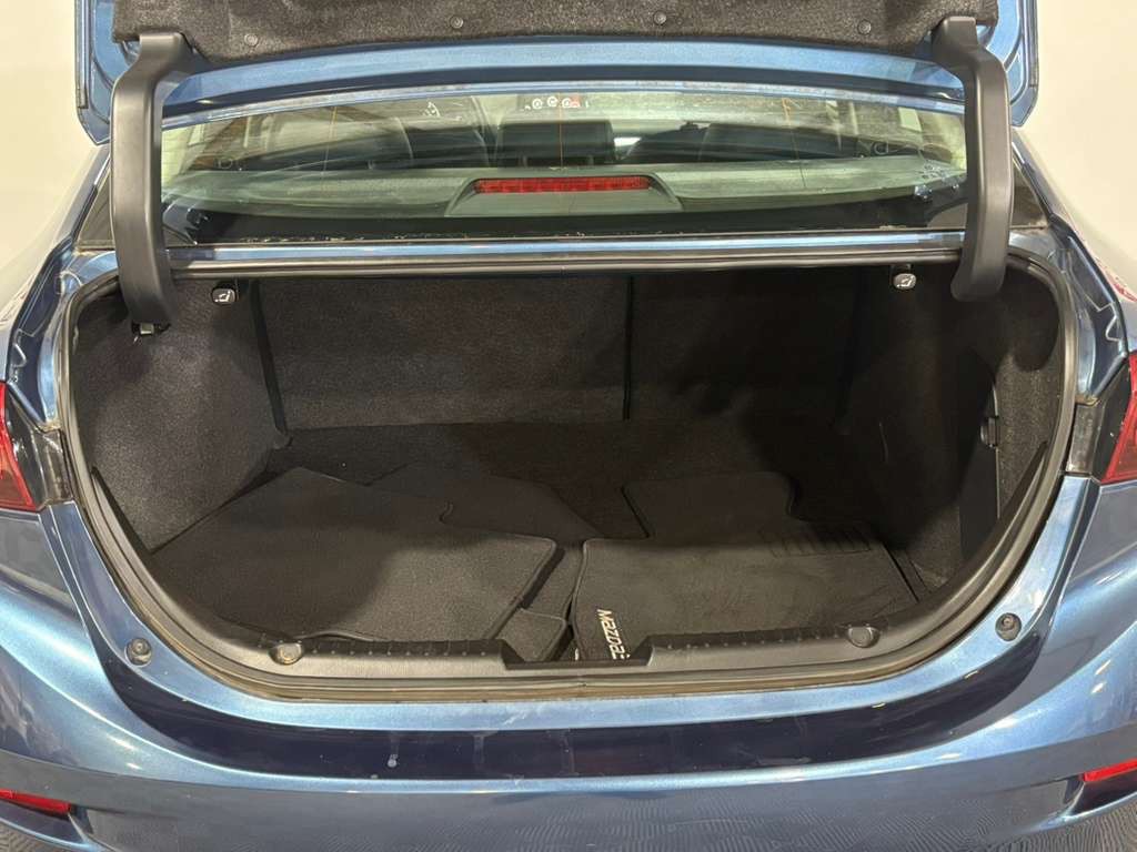 2018 Mazda Mazda3 Image 33