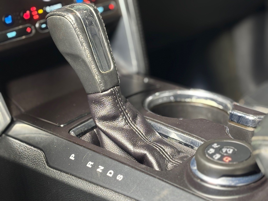 2016 Ford Explorer Image 21