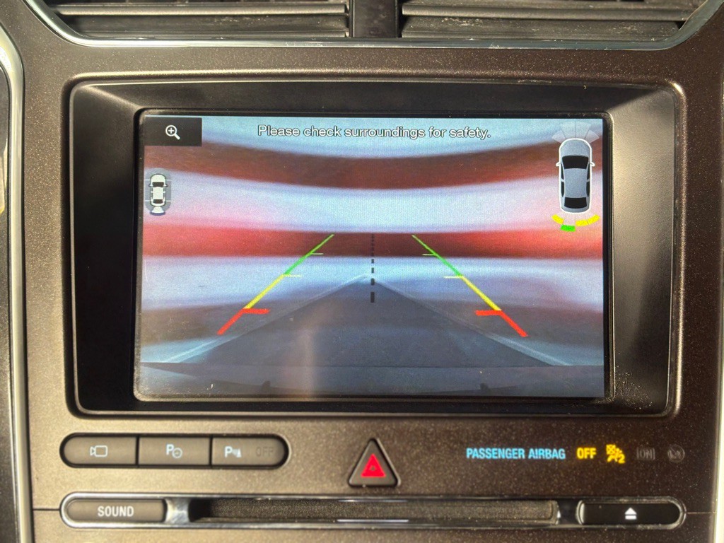 2016 Ford Explorer Image 23