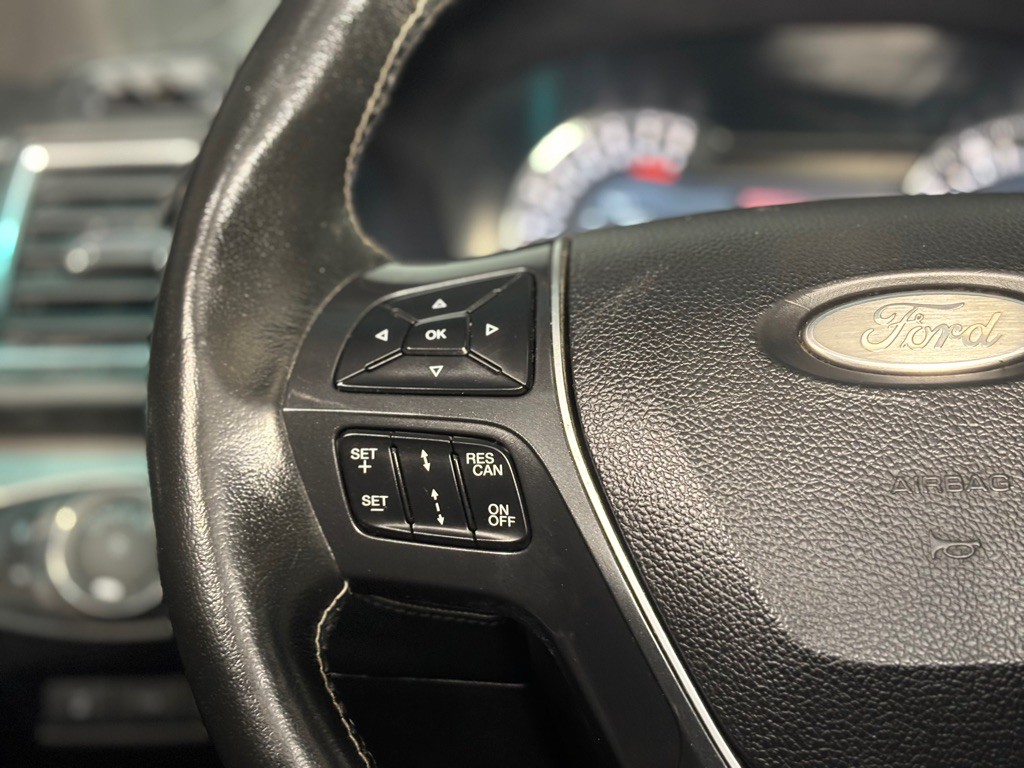 2016 Ford Explorer Image 31