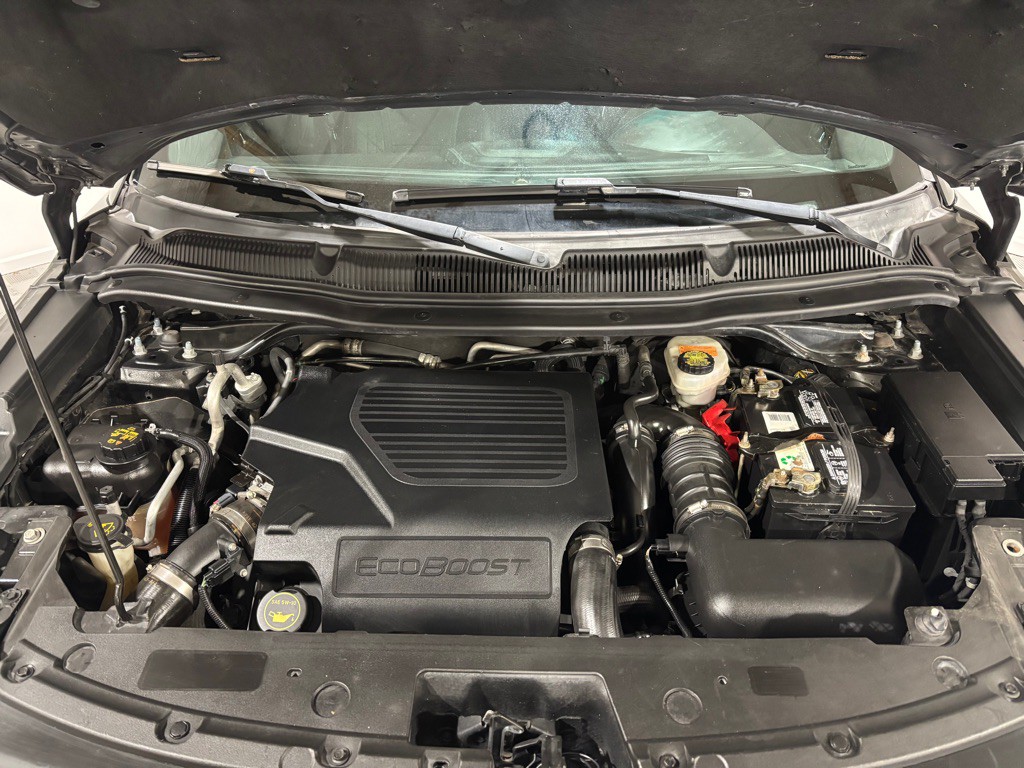 2016 Ford Explorer Image 40
