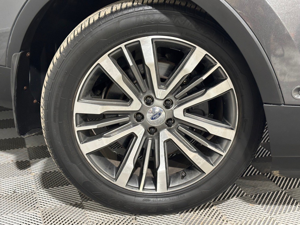 2016 Ford Explorer Image 41