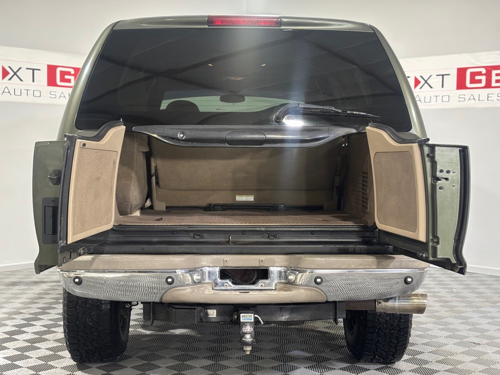 2000 Ford Excursion Image 8