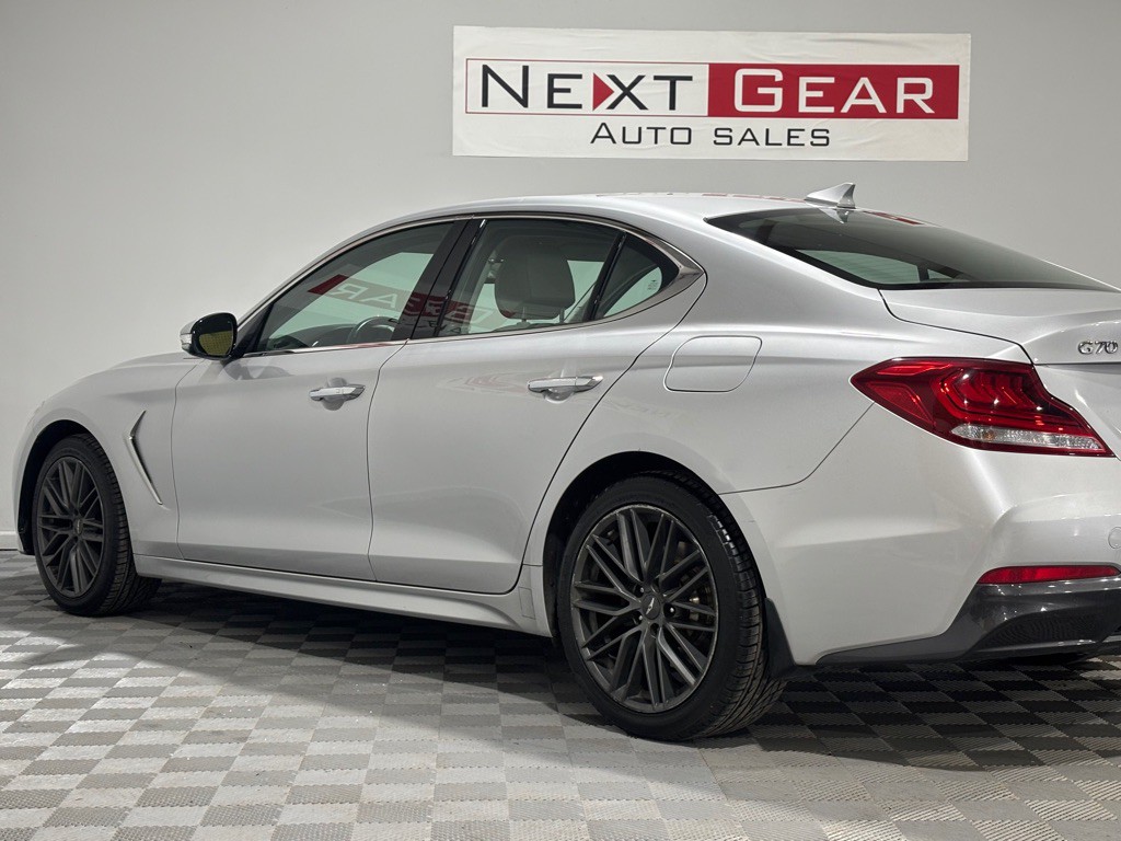 2019 Genesis G70 Image 7