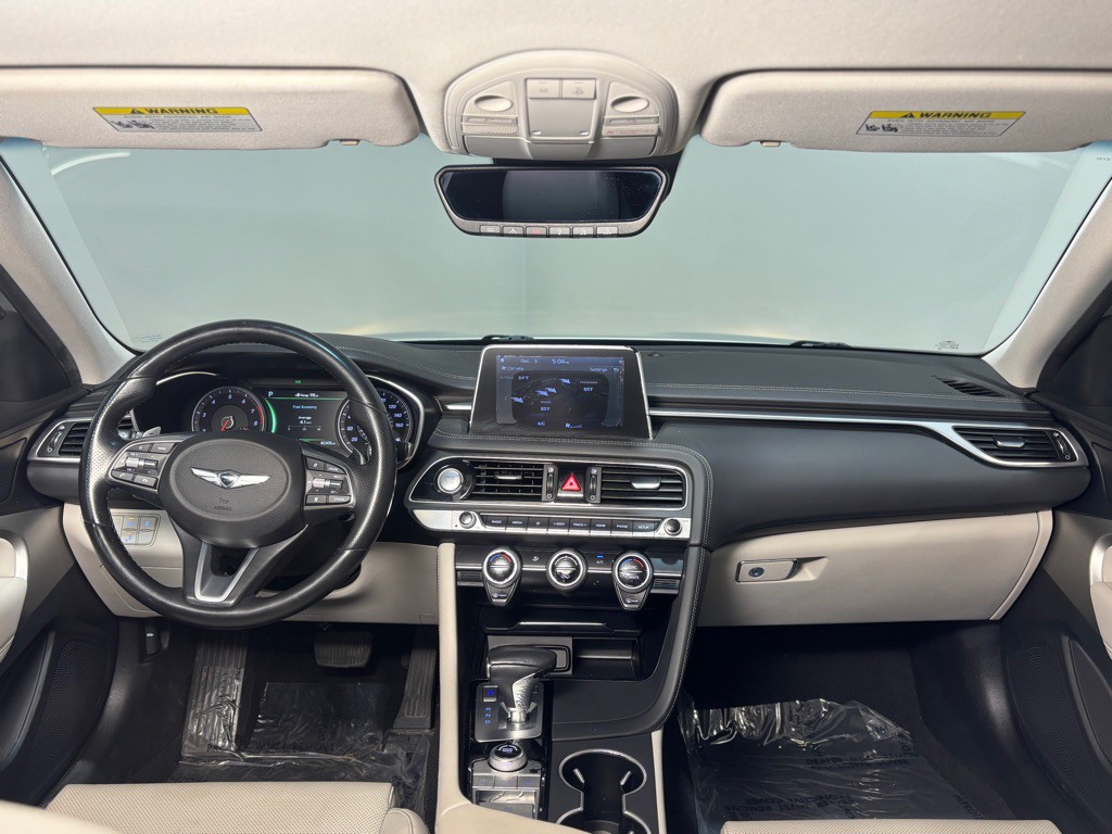 2019 Genesis G70 Image 13