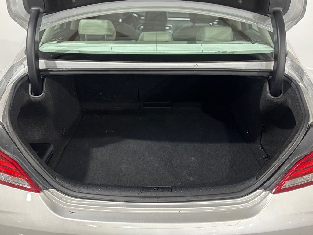 2019 Genesis G70 Image 36