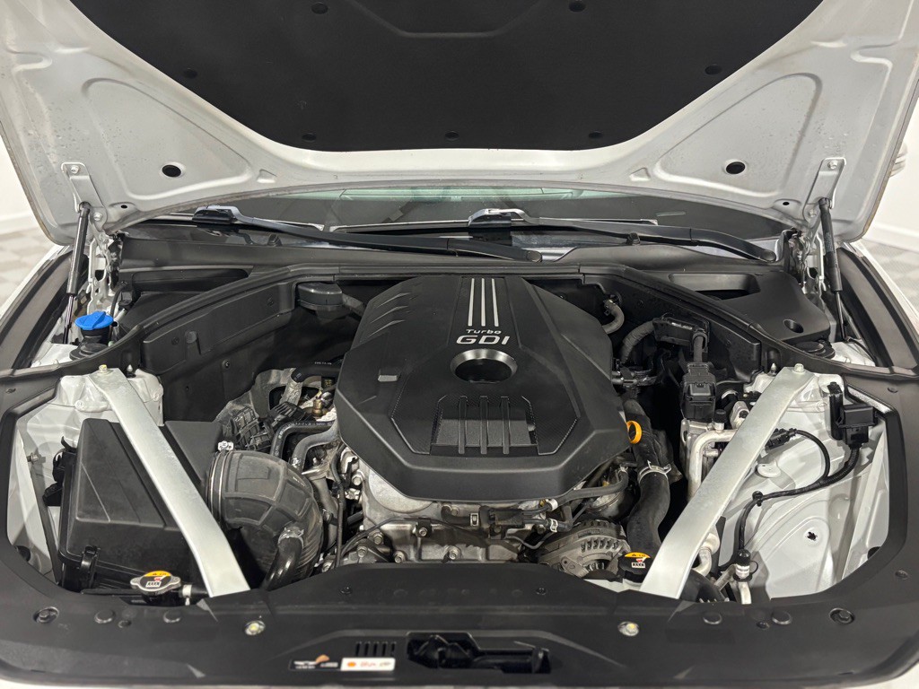 2019 Genesis G70 Image 38