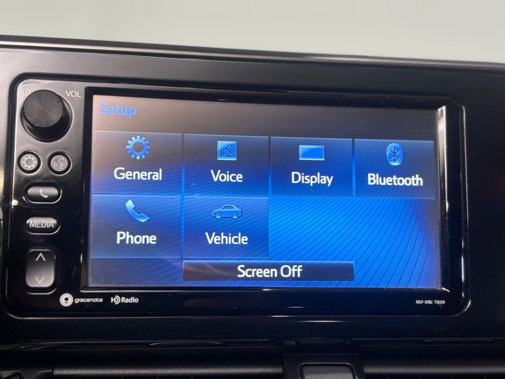 2018 Toyota C-HR Image 17