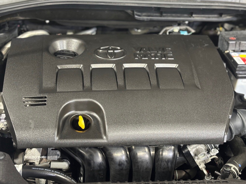 2018 Toyota C-HR Image 37