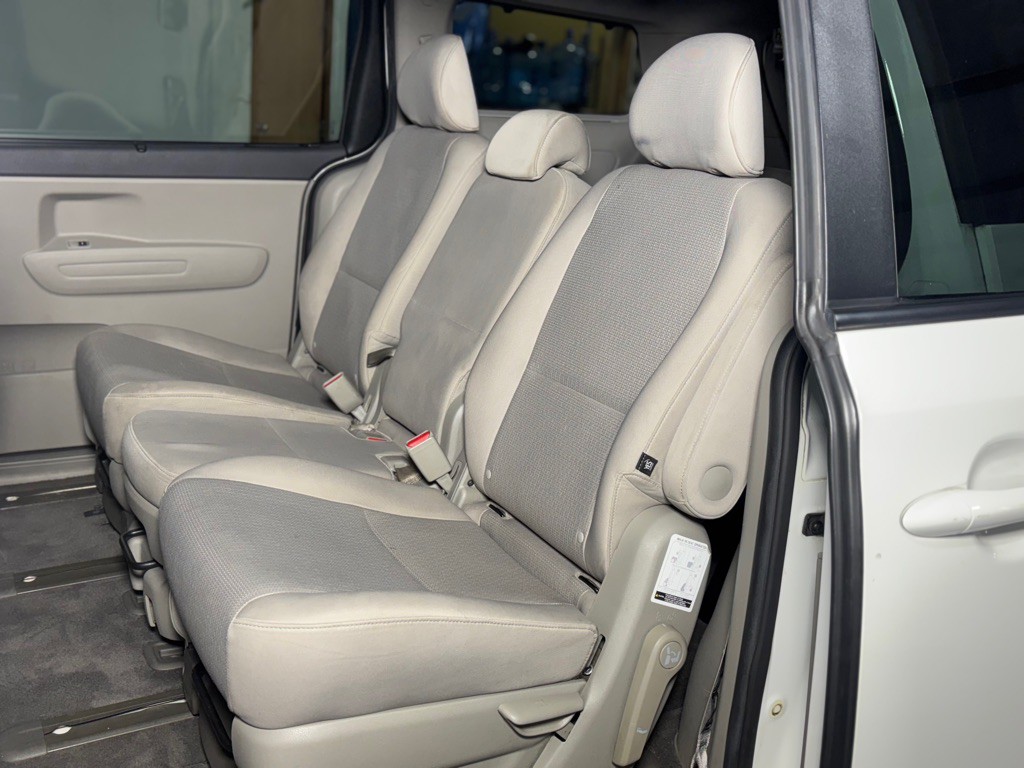 2016 Kia Sedona Image 23