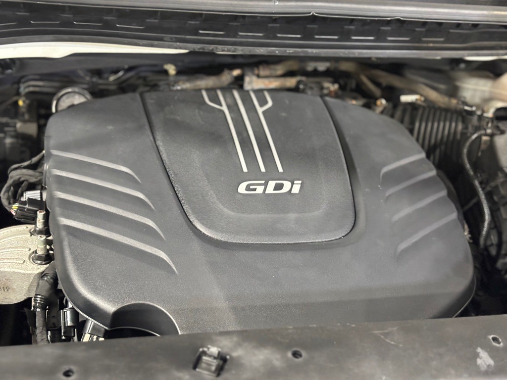 2016 Kia Sedona Image 38