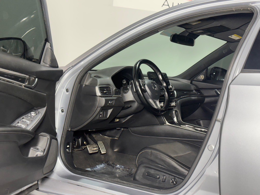 2020 Honda Accord Image 12