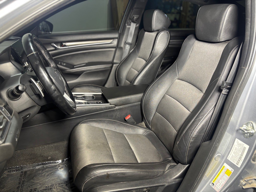 2020 Honda Accord Image 24