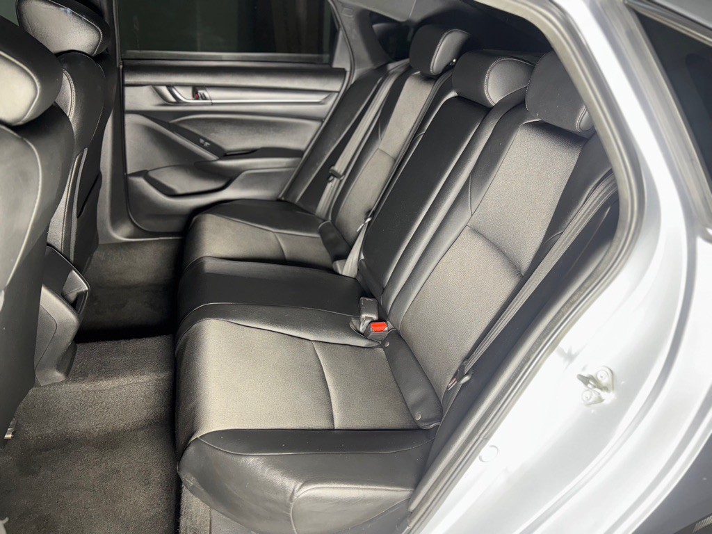 2020 Honda Accord Image 25