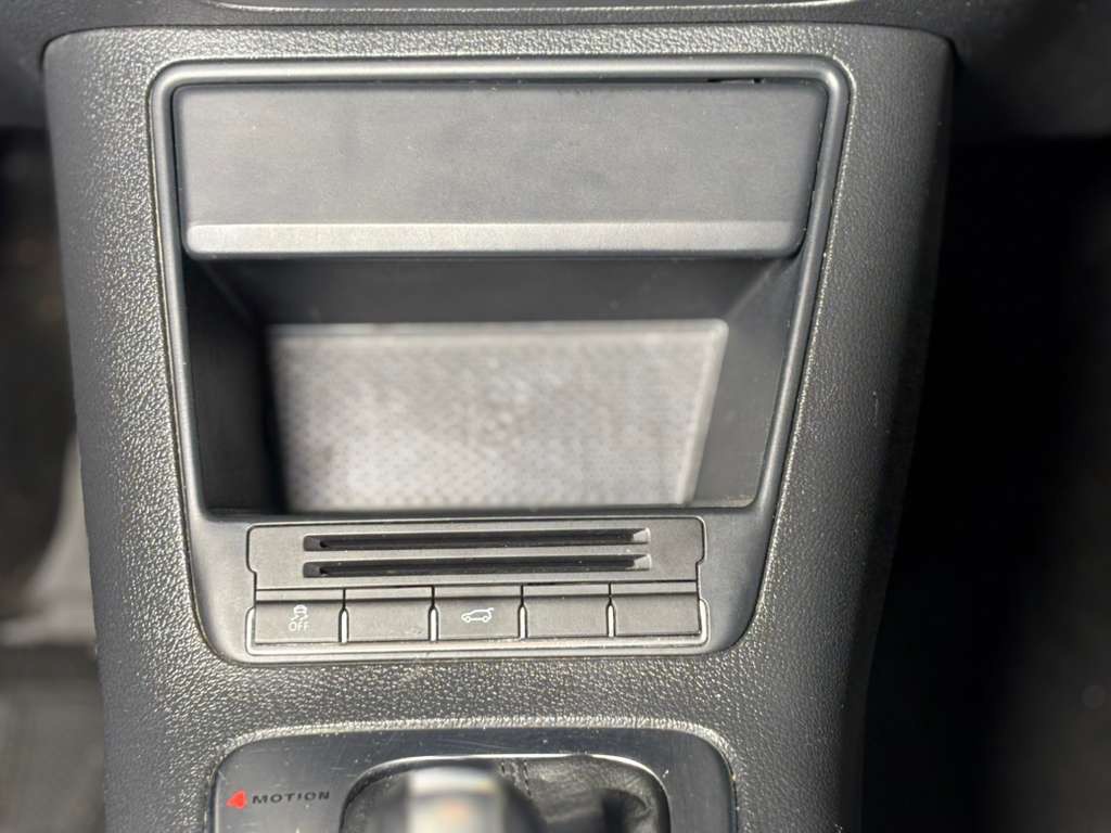 2011 Volkswagen Tiguan Image 12