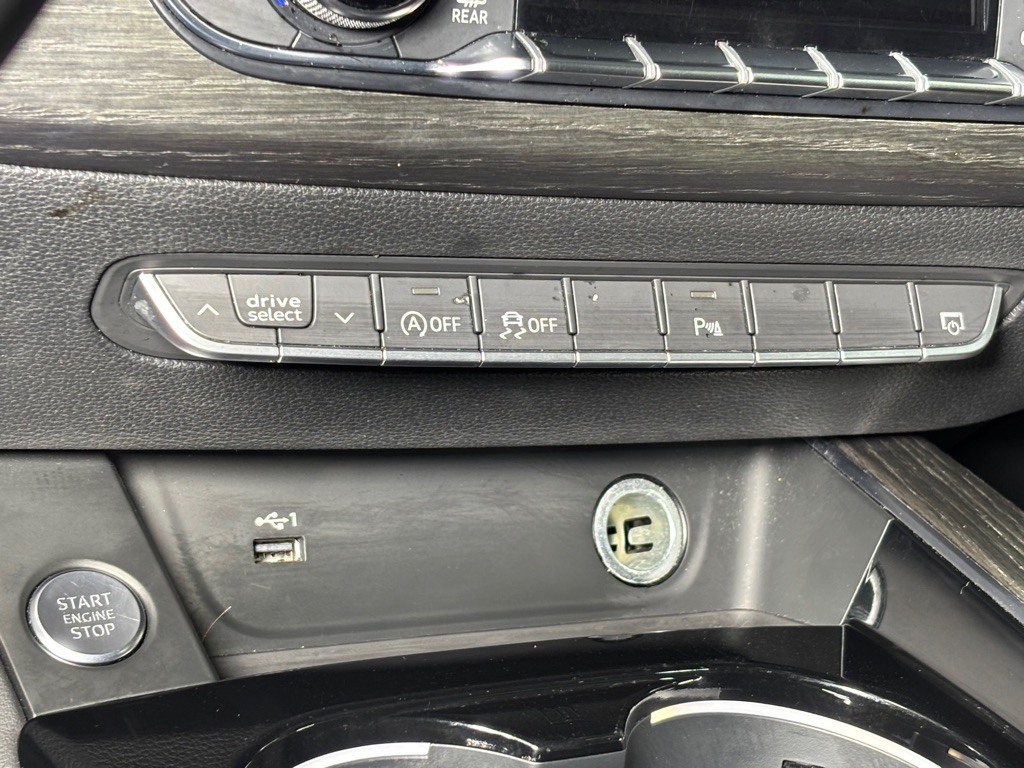 2022 Audi A4 Image 22