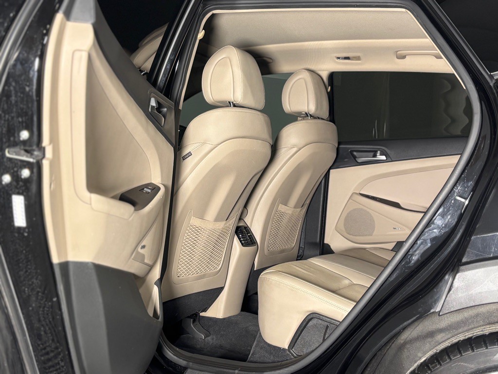 2017 Hyundai Tucson Image 11