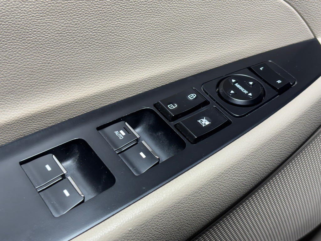 2017 Hyundai Tucson Image 32