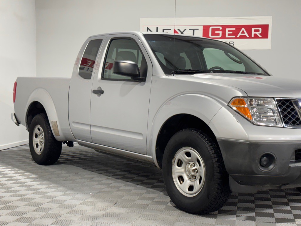 2006 Nissan Frontier Image 2