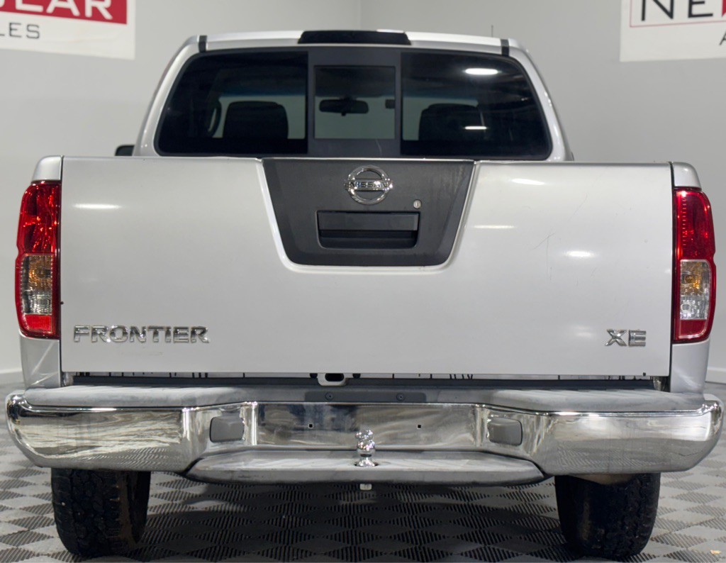 2006 Nissan Frontier Image 8