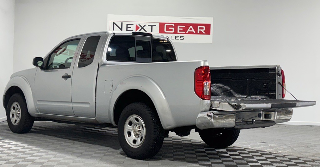 2006 Nissan Frontier Image 10