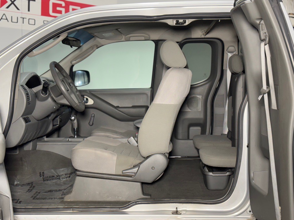 2006 Nissan Frontier Image 13